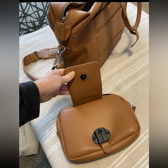 Monos Metro Duffle Weekender with flaws - Picture 14 of 16